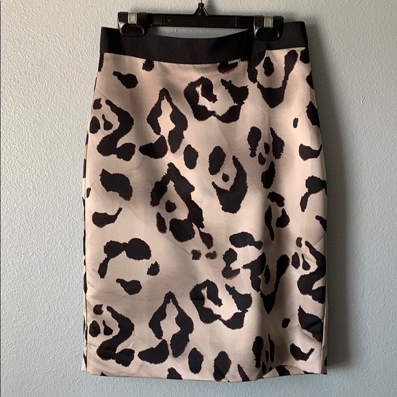 Ann Taylor Dresses & Skirts - Ann Taylor Leopard pencil skirt!